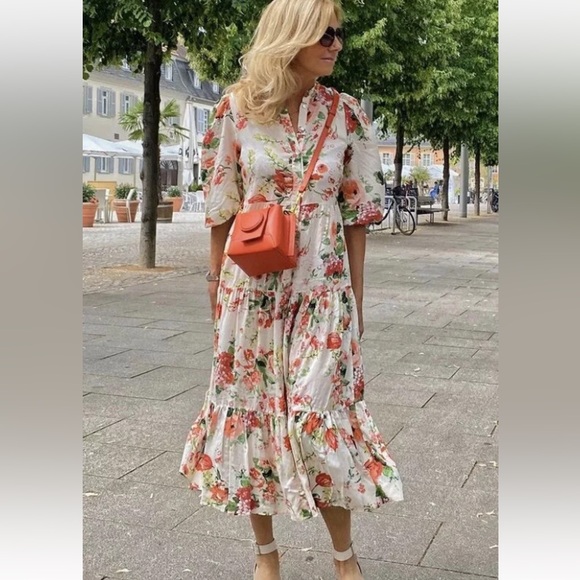 Zara Dresses & Skirts - Zara Blogger Fav Floral Print Midi Dress 0034/041